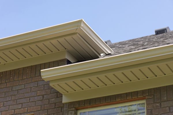 Aluminum Gutters Installation in Van Nuys