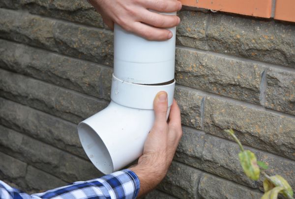 Drainage Downspout Repair in Van Nuys